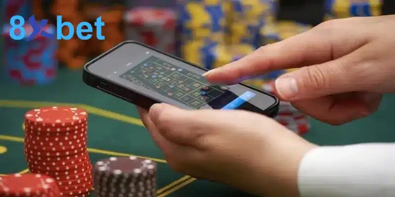 Lý do nhà cái 8XBET phát triển app di động